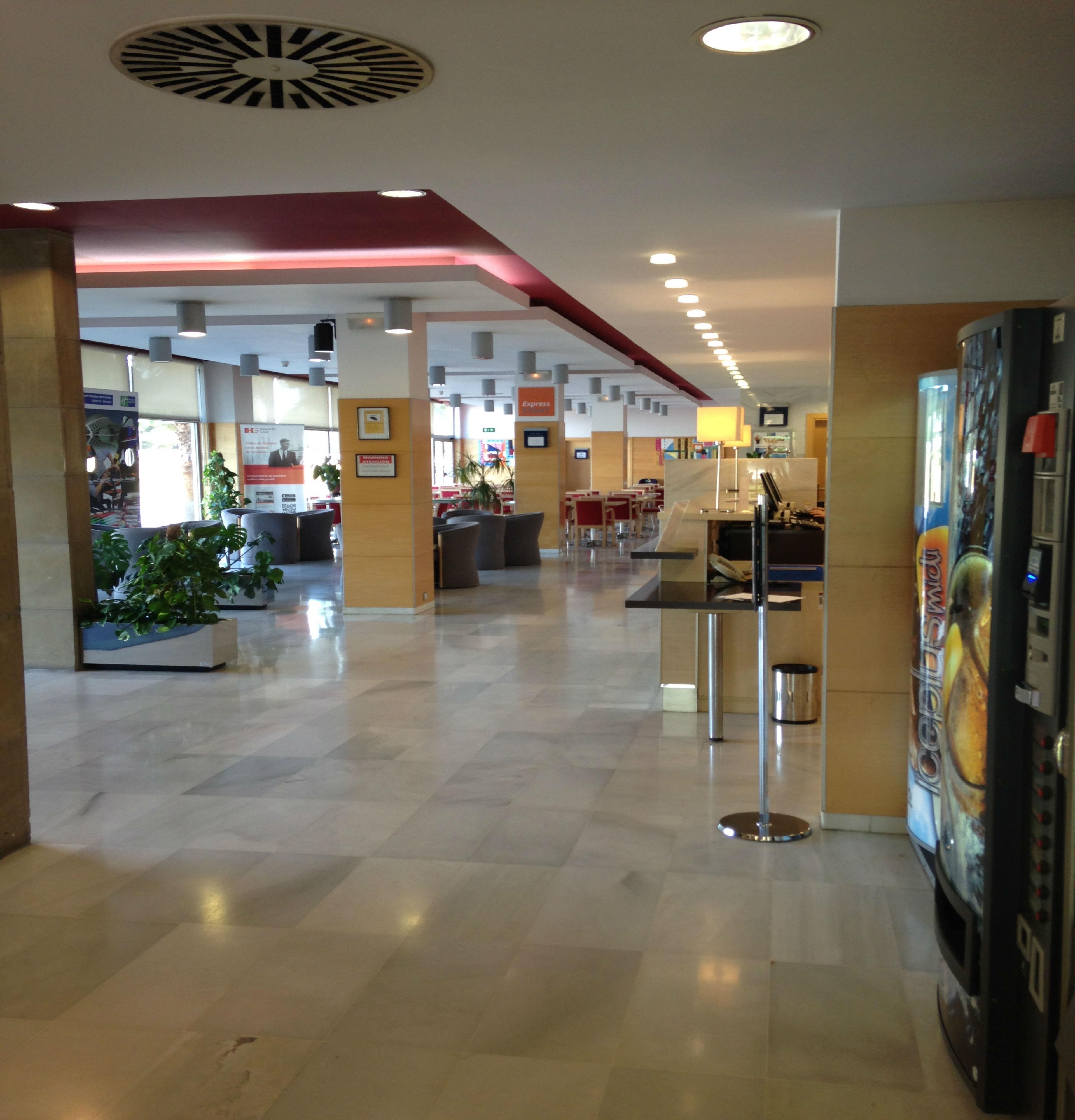Holiday Inn Express Valencia Bonaire By Ihg Aldaia Exterior foto