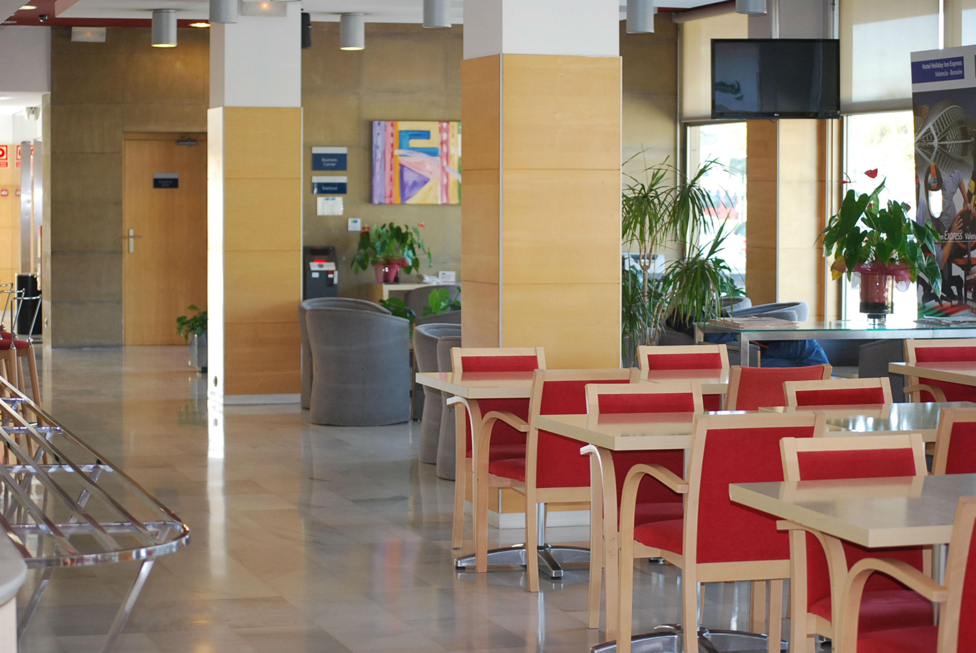 Holiday Inn Express Valencia Bonaire By Ihg Aldaia Exterior foto