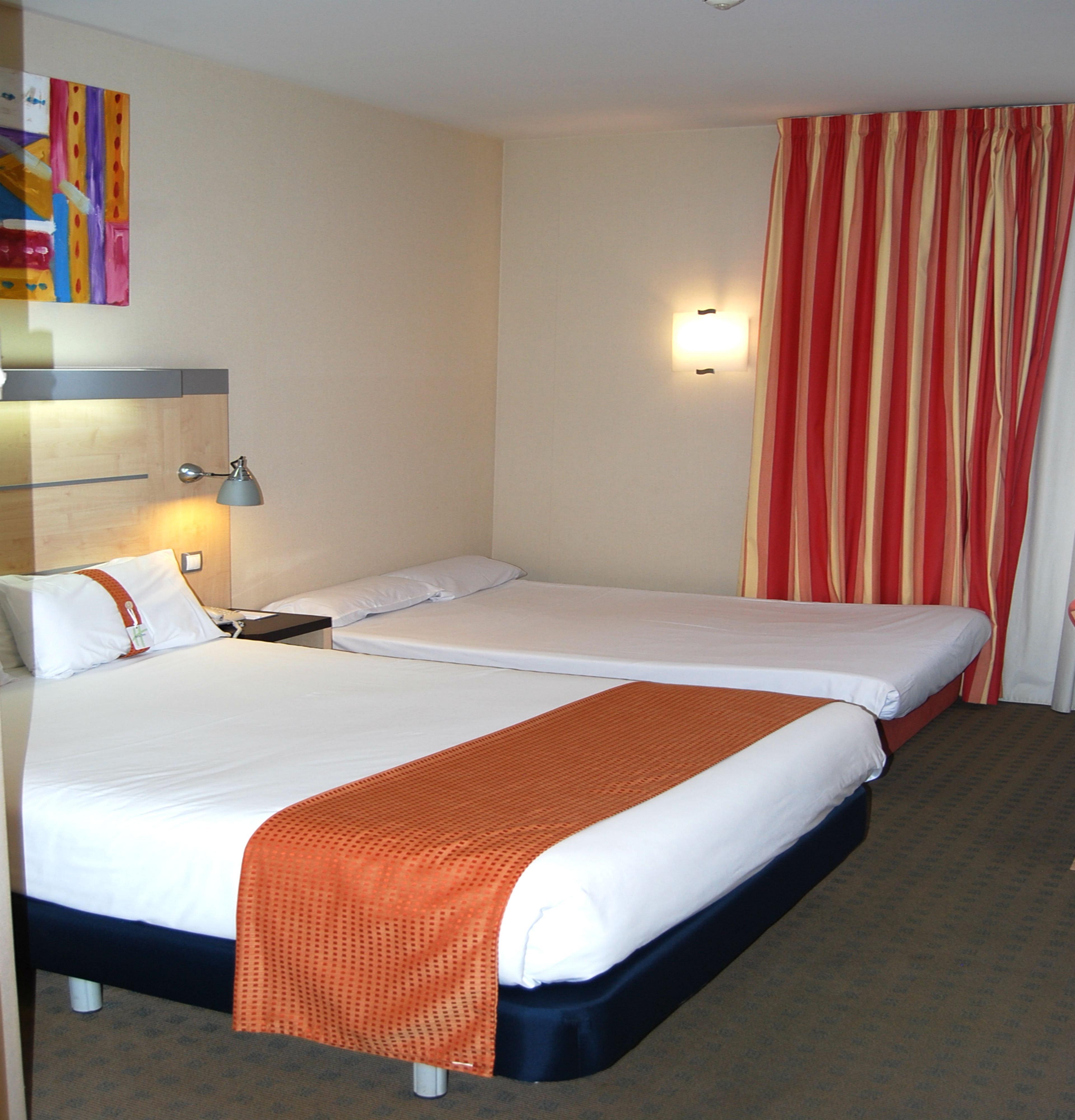 Holiday Inn Express Valencia Bonaire By Ihg Aldaia Exterior foto