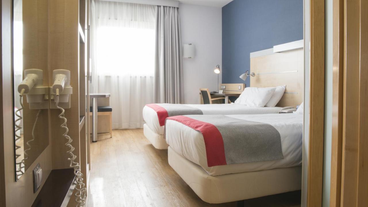 Holiday Inn Express Valencia Bonaire By Ihg Aldaia Exterior foto
